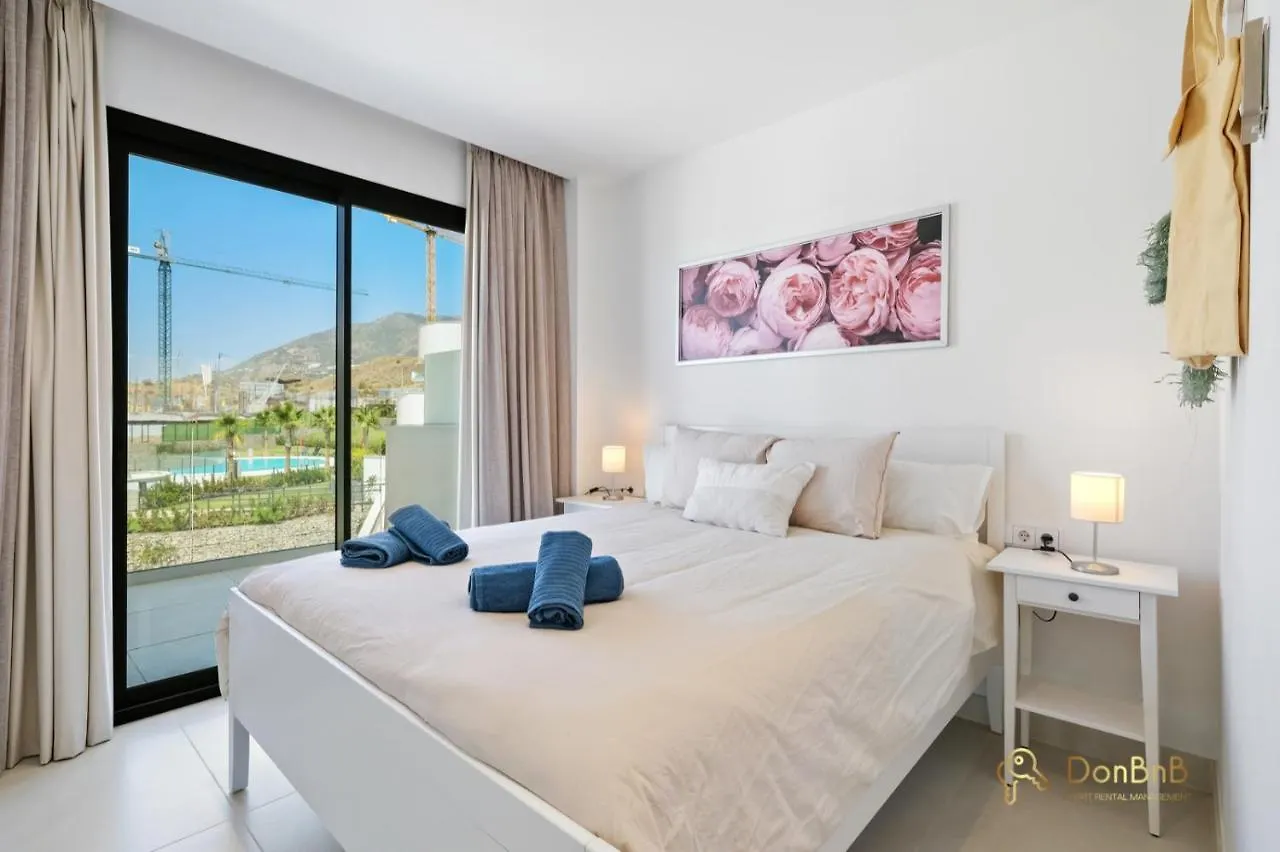 Beautiful Apartment With Views In Fuengirola Higueron West Малага