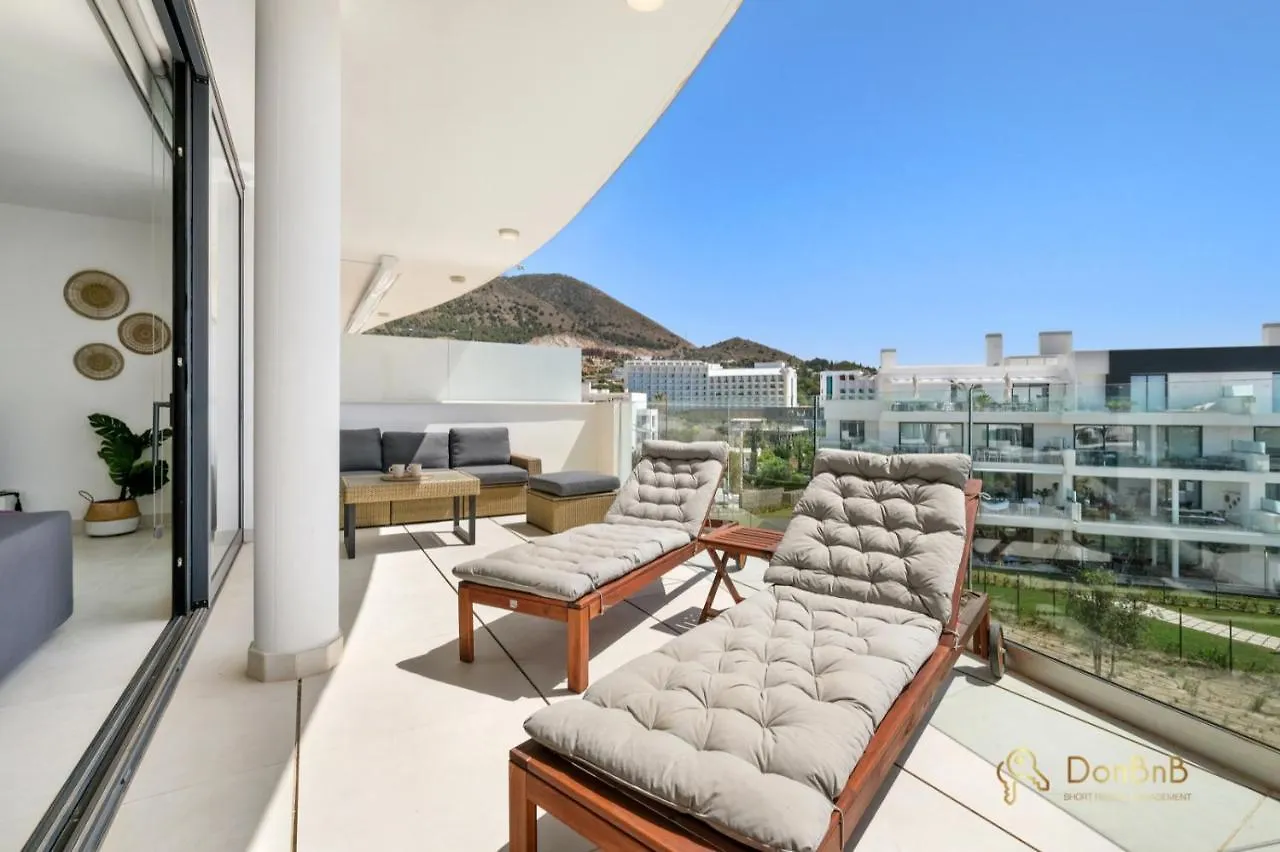 Beautiful Apartment With Views In Fuengirola Higueron West Малага
